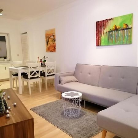 Schoene Wohnung, Zwei Schlafzimmer, Zentrumsnah, Erdgeschoss In Greifswald Kültér fotó