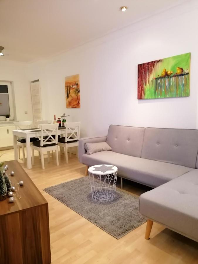 Schoene Wohnung, Zwei Schlafzimmer, Zentrumsnah, Erdgeschoss In Greifswald Kültér fotó